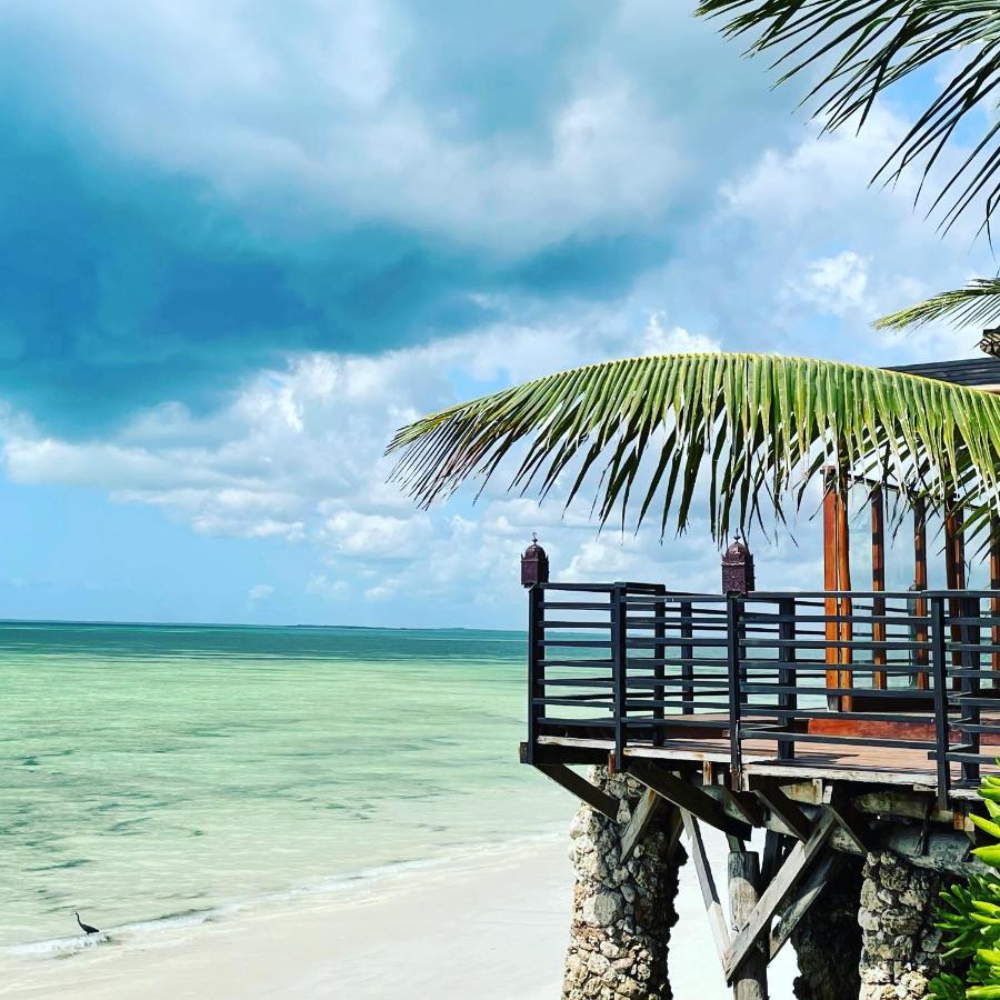 Palumboreef Beach Resort Uroa Buitenkant foto