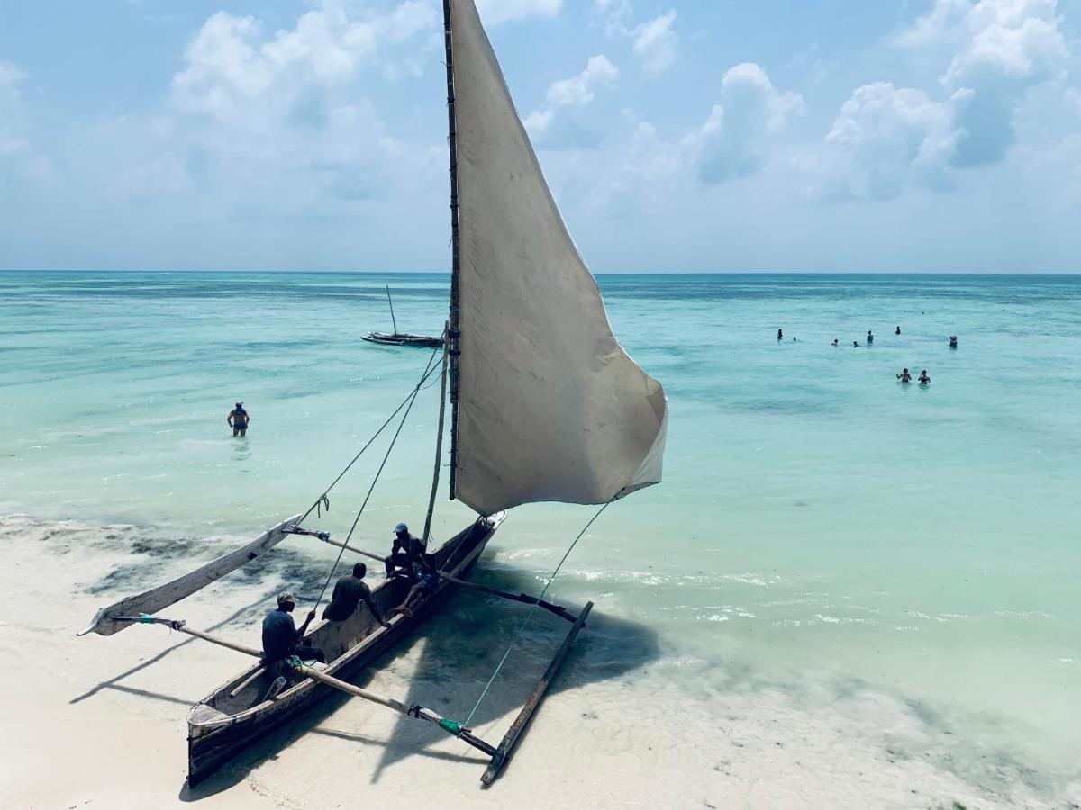 Palumboreef Beach Resort Uroa Buitenkant foto