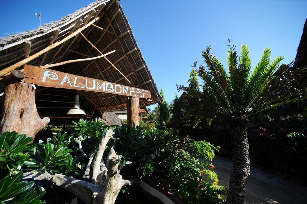 Palumboreef Beach Resort Uroa Buitenkant foto